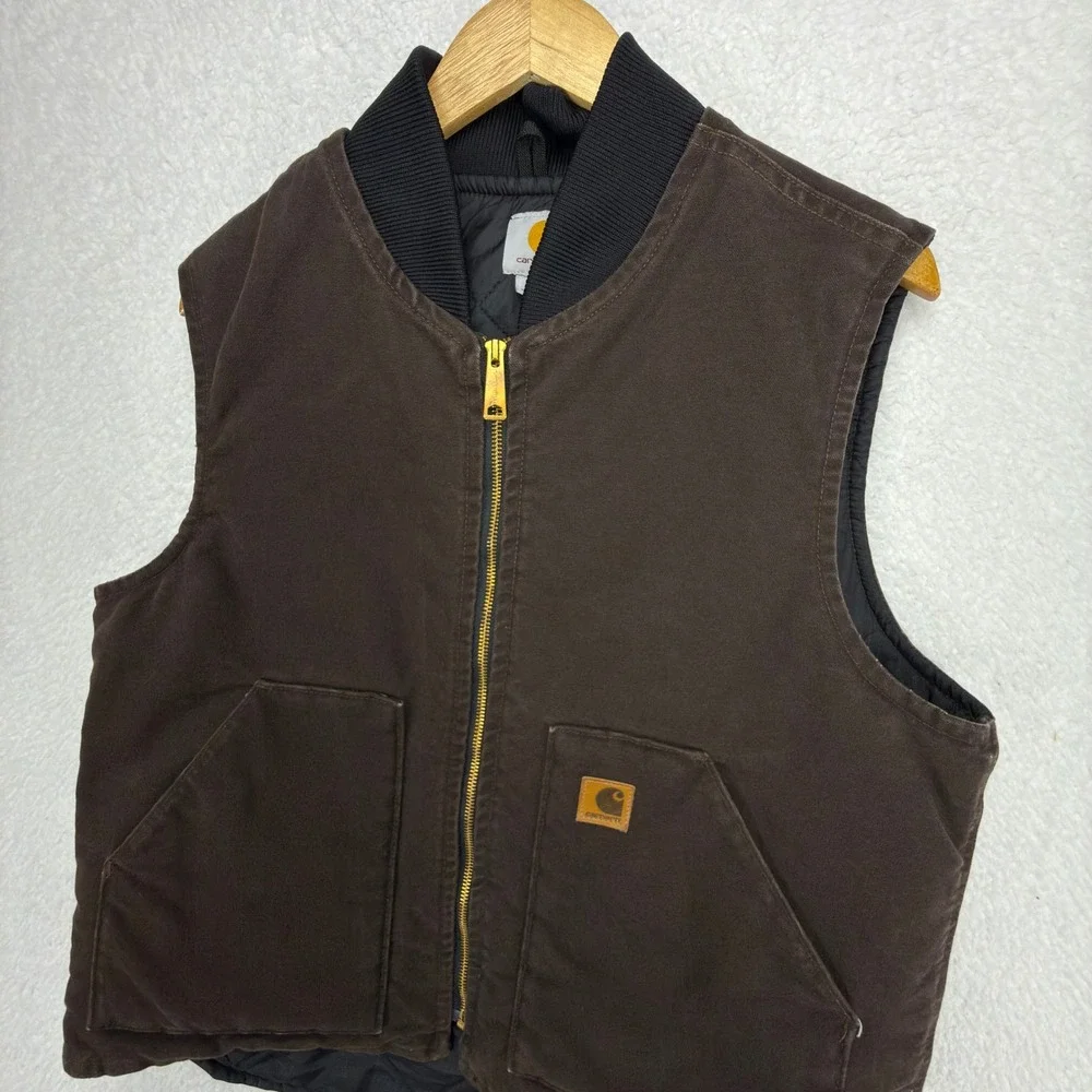 Carhartt Sandstone Vest Arctic Quilt Lined Mens Large V02 DKB Dark Brown EUC - Picture 9 of 10